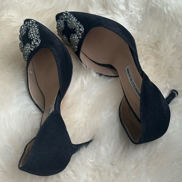 Manolo Blahnik Hangisi heels - Picture 9 of 11